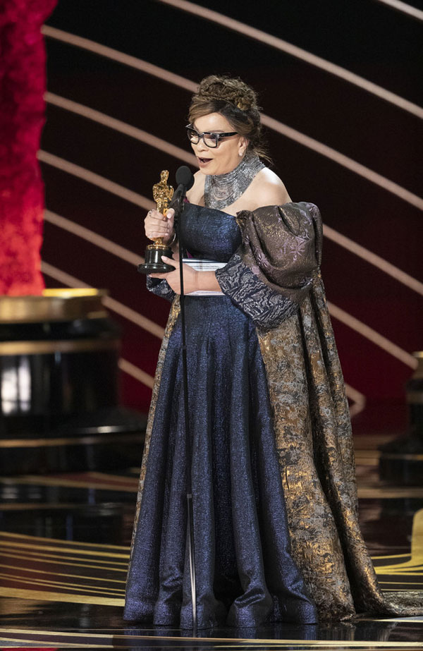 На вручении «Оскара-2019» роскошный наряд звезд дополняли очки 3