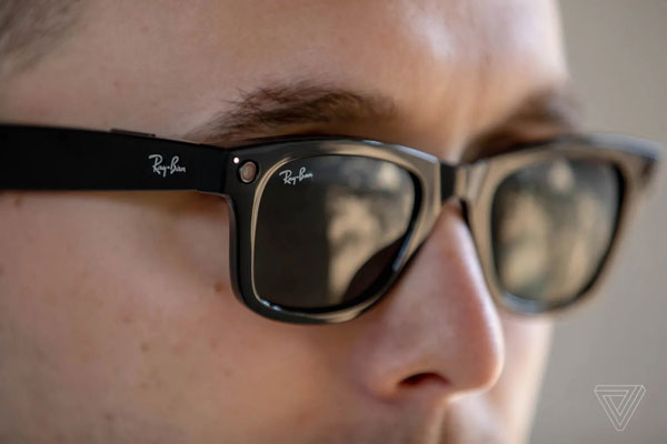 Facebook и EssilorLuxottica представили долгожданные смарт-очки Ray-Ban Stories 3