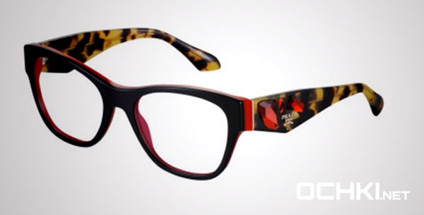 «Салон Необычных Оправ» (Москва) предлагает восхитительные очки Prada Voice! 4
