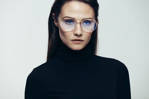 Как к нам пришла мода на очки с линзами без диоптрий