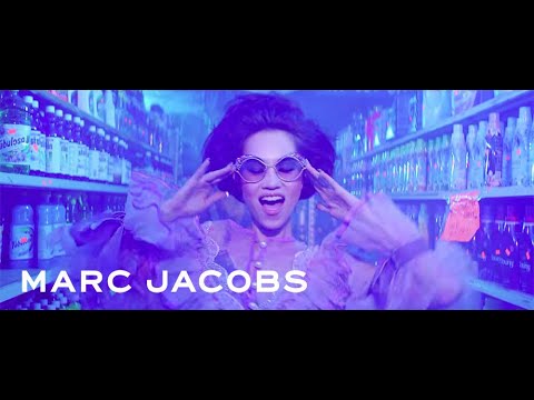 Рекламный фильм в поддержку весенней коллекции очков Marc Jacobs 2017