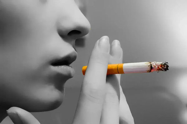 Курение способствует деградации зрительного нерва у пациентов с глаукомой