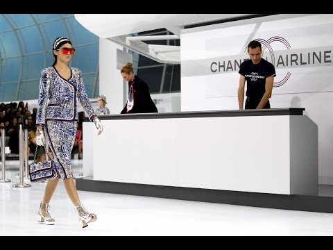 Chanel | Весна-Лето 2016 | Fashion Show