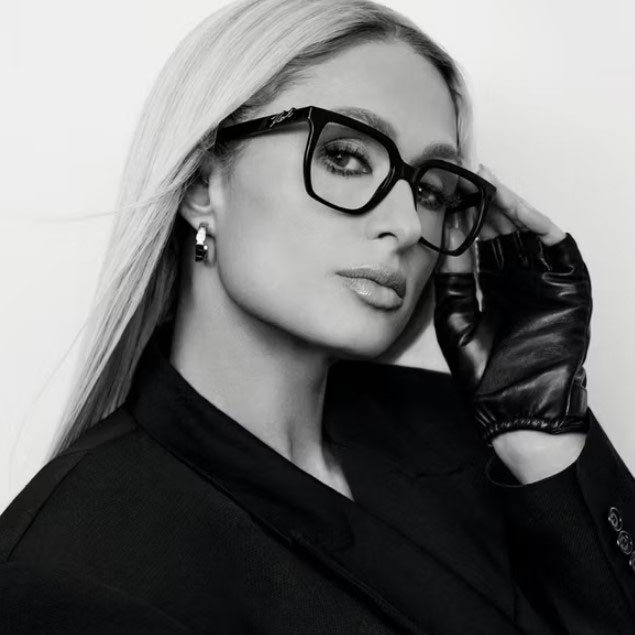 Париж, любовь и Карл: Пэрис Хилтон возвращается в мир Lagerfeld