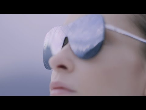 Процесс создания очков коллекции Chanel-2016