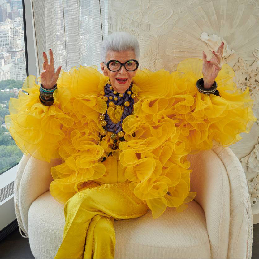 В возрасте 102 лет умерла самый известный очкарик – Айрис Апфель